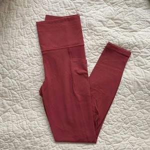 Athleta salutation stash pocket II